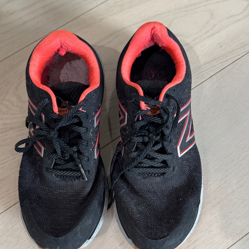 Black and orange Athletic Shoes for women
